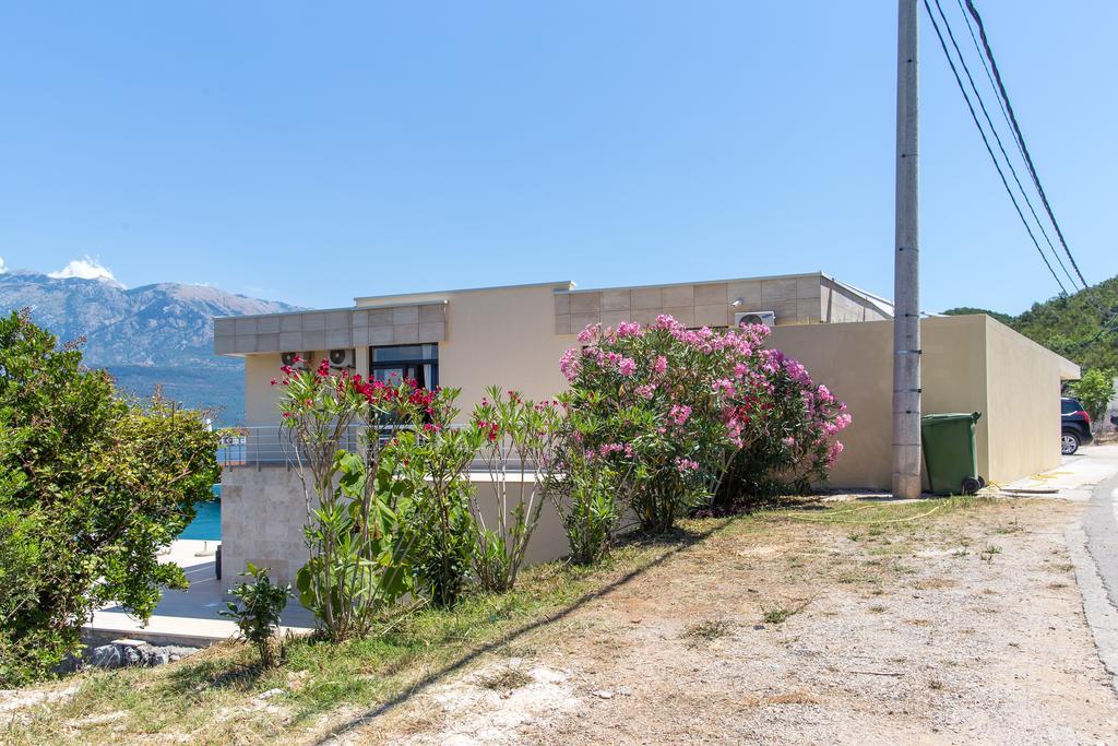 Villa Tajna Τίβατ Εξωτερικό φωτογραφία